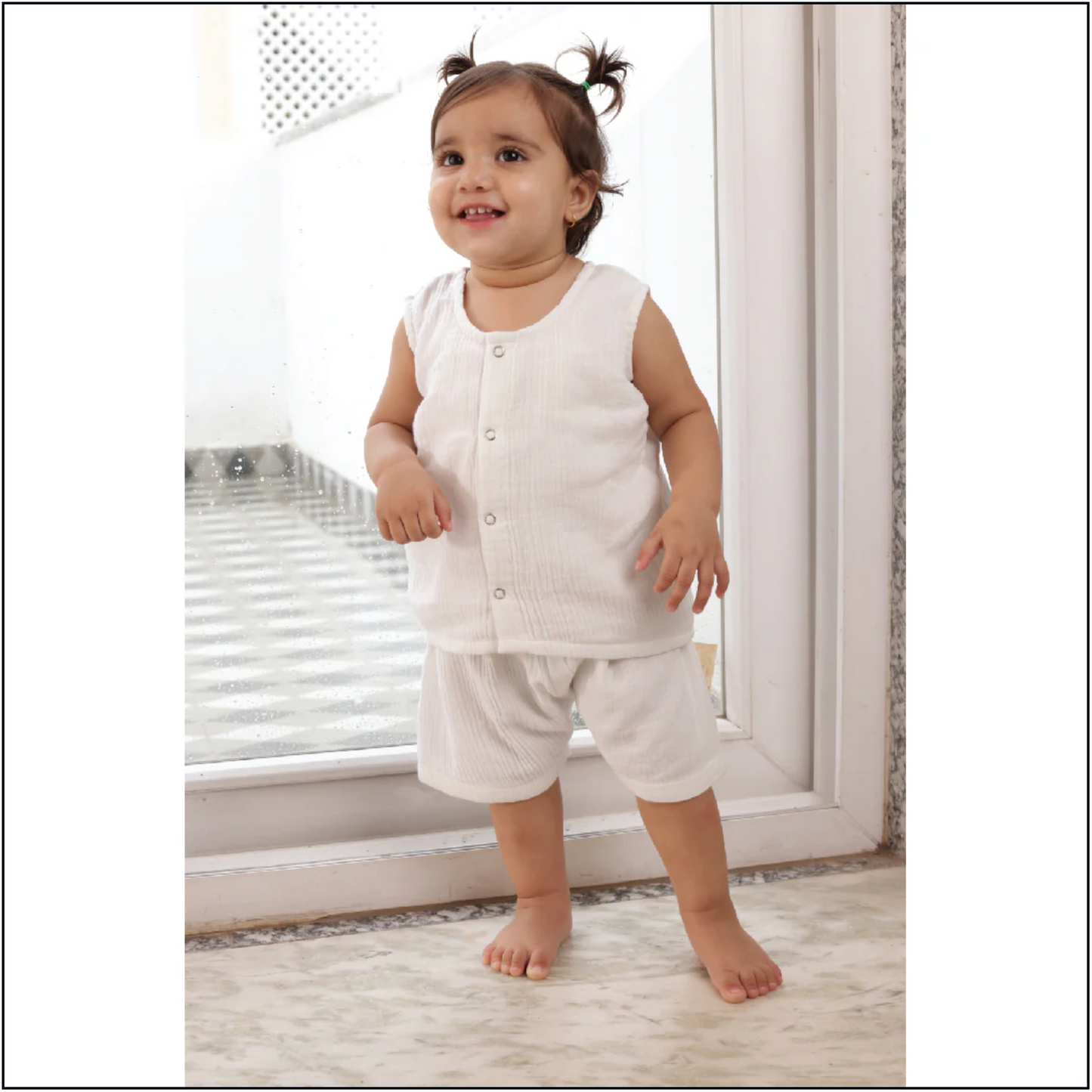 Sleeveless Shirt and Shorts Set (3-6 Months)