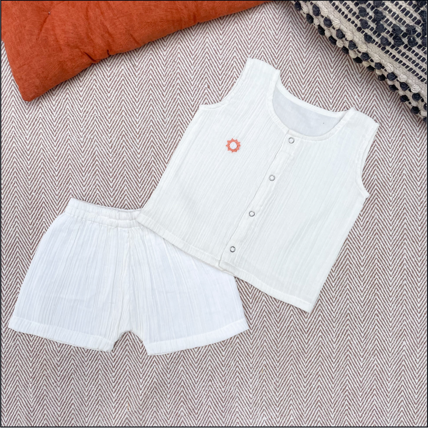 Sleeveless Shirt and Shorts Set (3-6 Months)